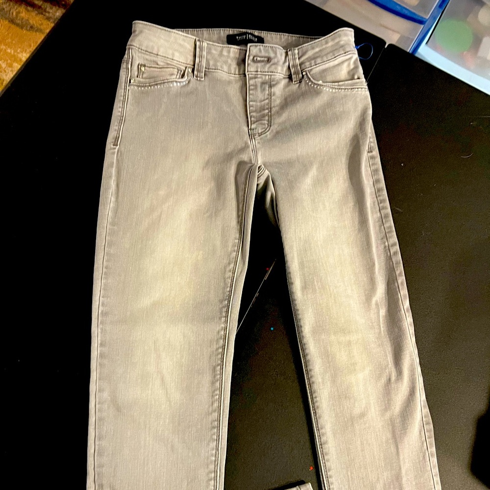 White House Black Market skinny leg 00R NWOT
